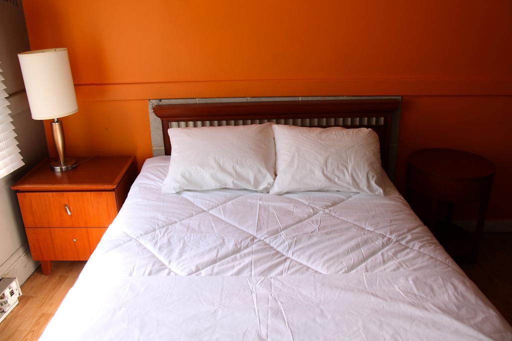 Toronto Central Hotel Ruang foto