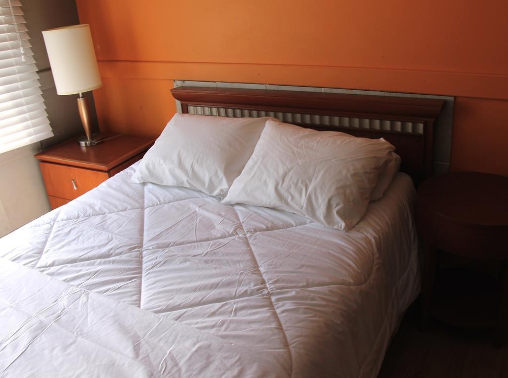 Toronto Central Hotel Ruang foto