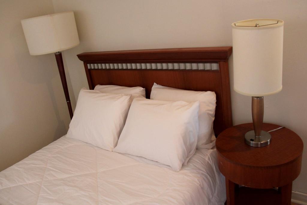 Toronto Central Hotel Ruang foto