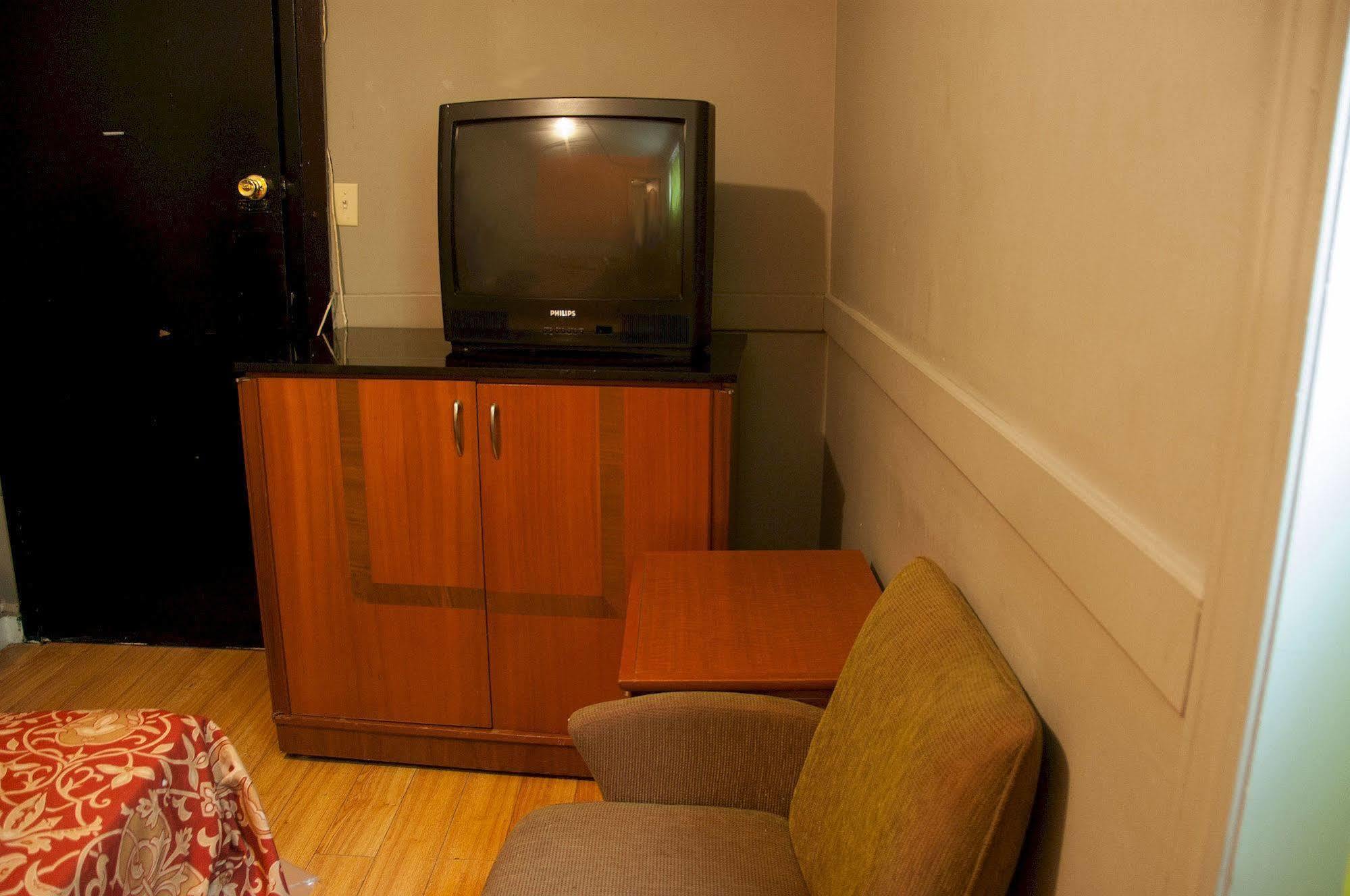 Toronto Central Hotel Bagian luar foto